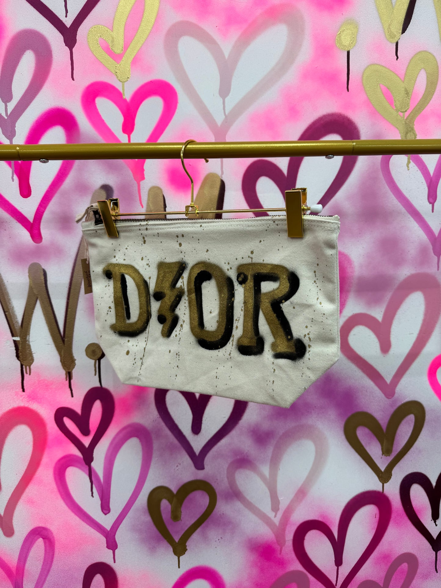 Dion “Black & Gold” - Pouch