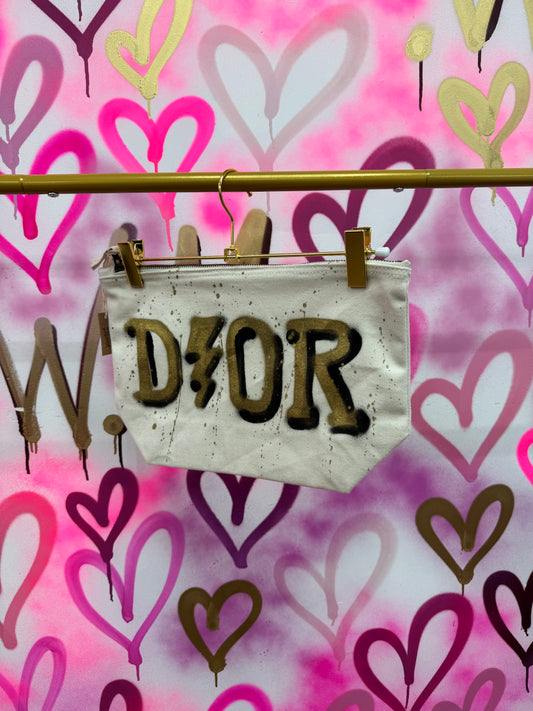 Dion “Black & Gold” - Pouch