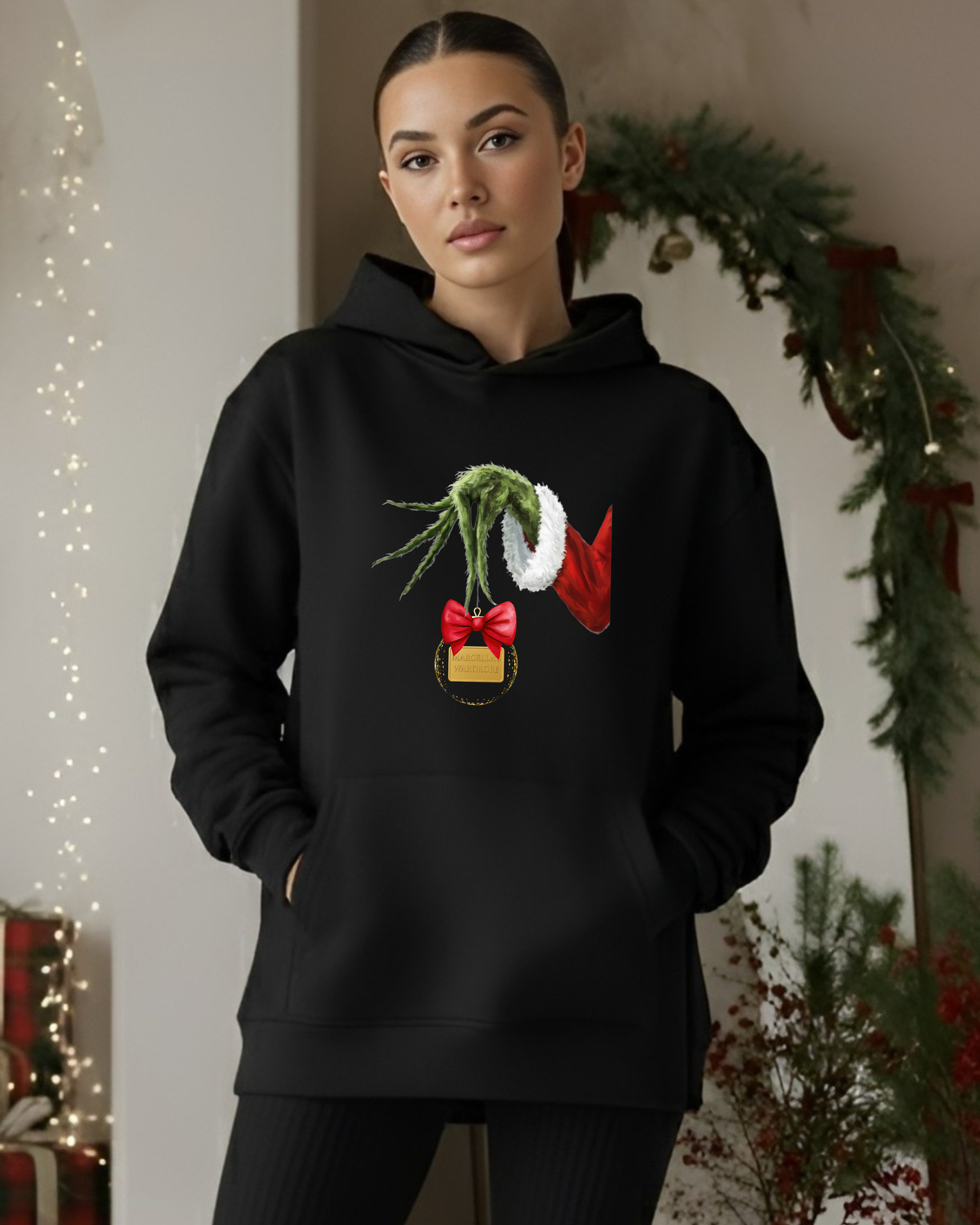 MW x Grinch - Red Bow Bauble